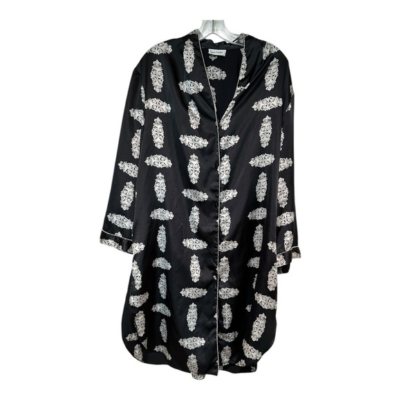 Natori Black and White Patterned nightgown - Picture 1 of 6